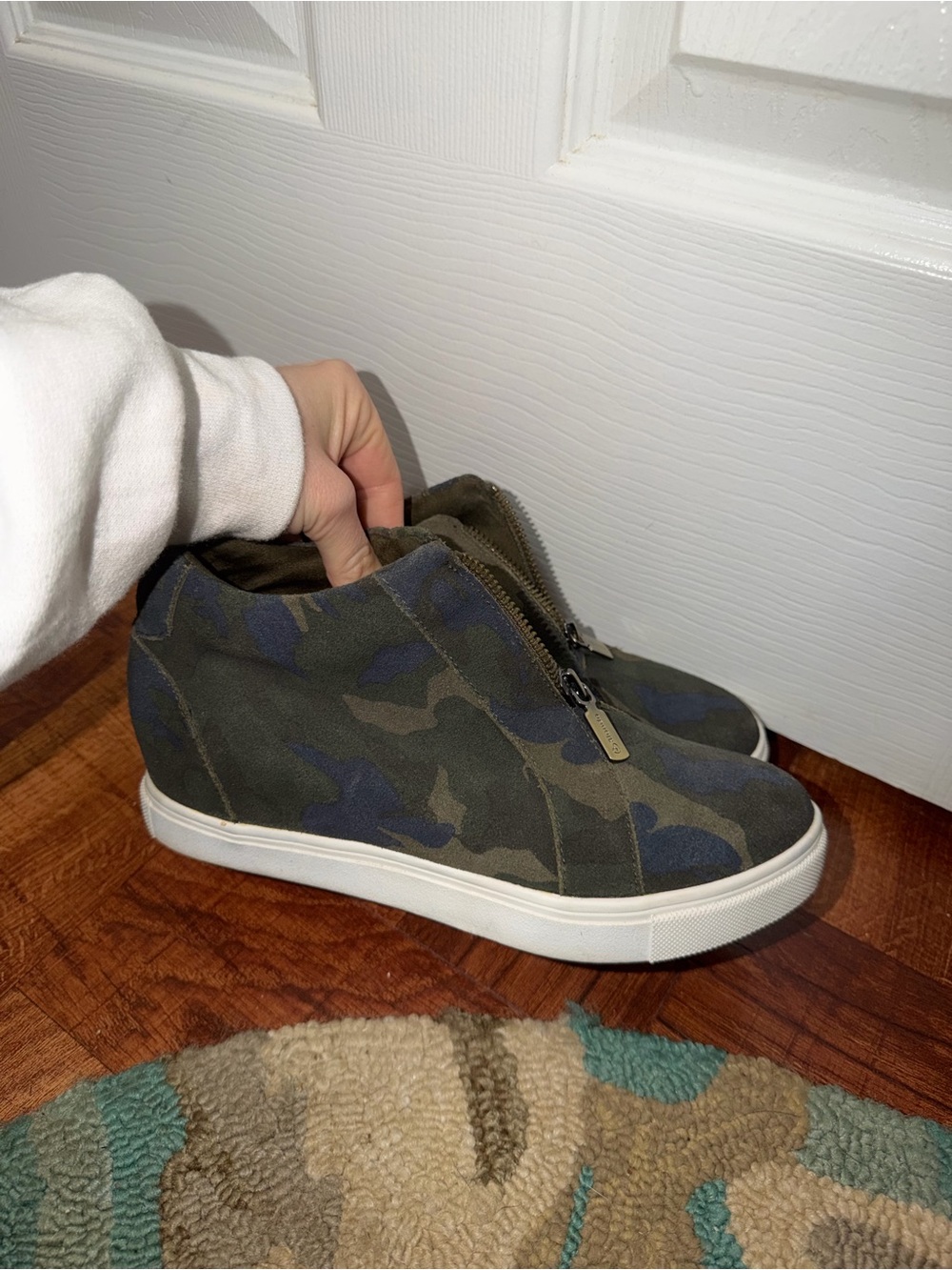 Blondo Olive Green Suede Ankle waterproof Sneaker